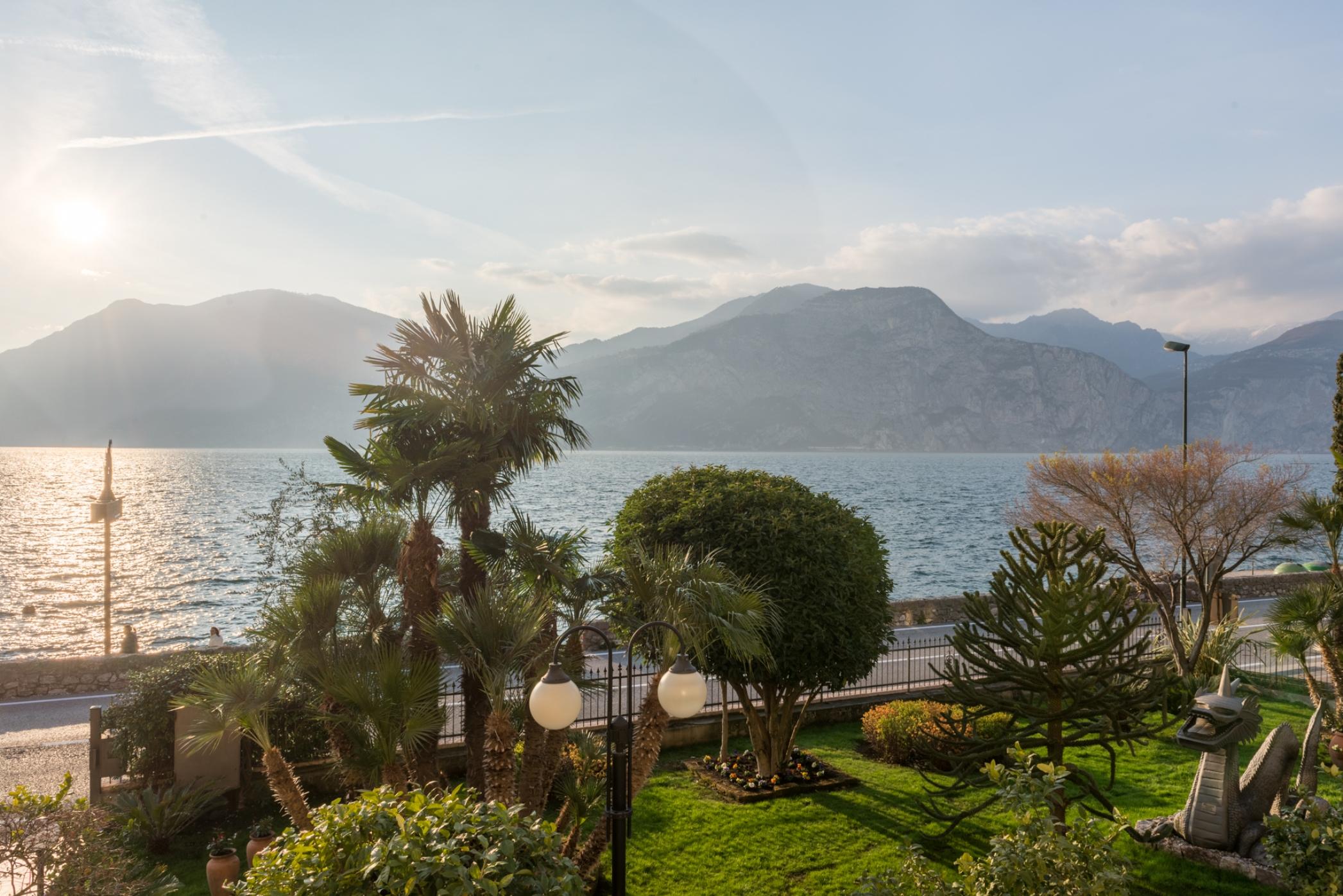 Hotel Drago Brenzone sul Garda Exterior photo